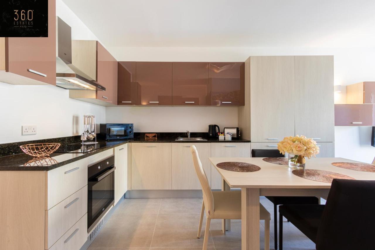 High-End Central Apt With Comfy Bed & Super Wifi By 360 Estates San Ġwann エクステリア 写真